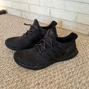 Adidas Ultraboost triple black
